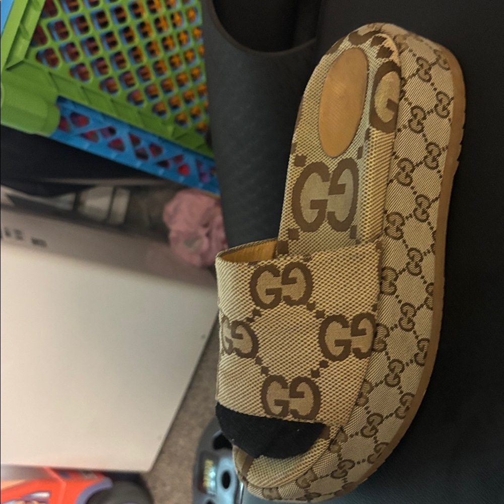 Gucci Tan GG Patterned Slides - Picture 2 of 3